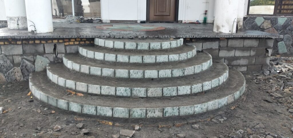 سنگ لاشه کف حیاط 09106888149